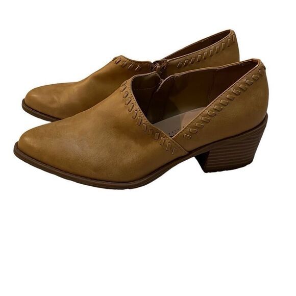 Sonoma Ankle Mules - Picture 2 of 8